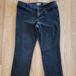 Chico's Black Jeans Size 2 Short